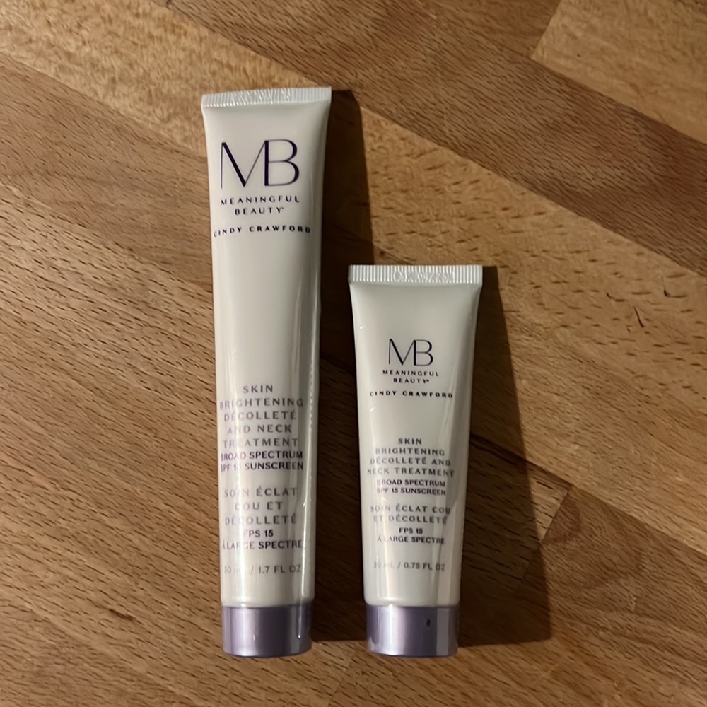 Skin Brightening Décolleté and Neck Treatment SPF 15